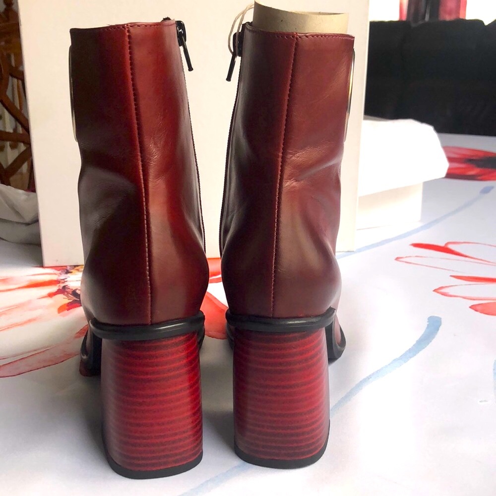 leather booties - Picture 5 of 9